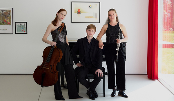 Delphine Trio