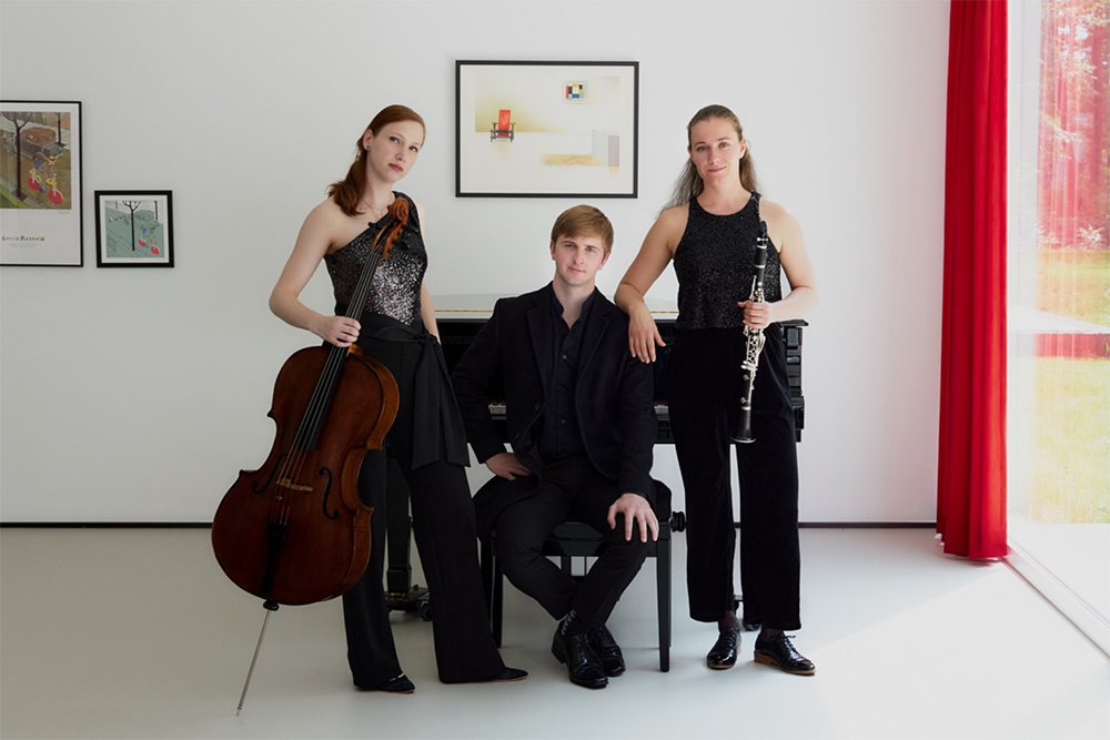 Delphine Trio